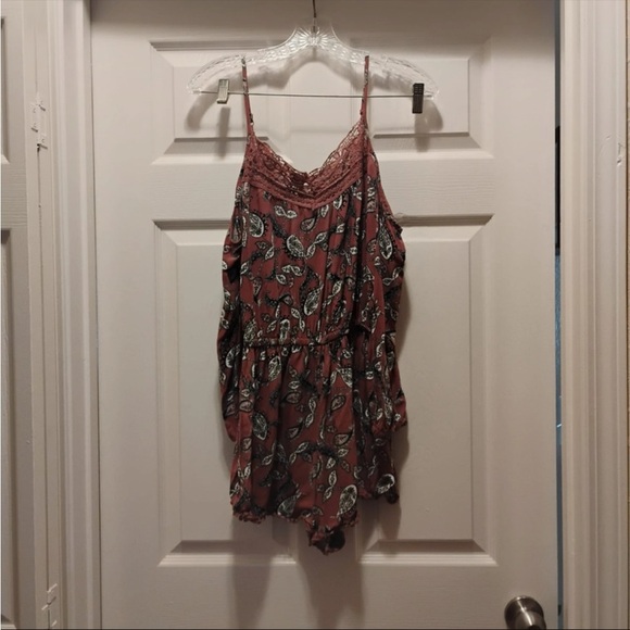 Charlotte Russe Mixed Clothing Bundle Crop Tops Dress Off Shoulder Tops Size L - Picture 7 of 9